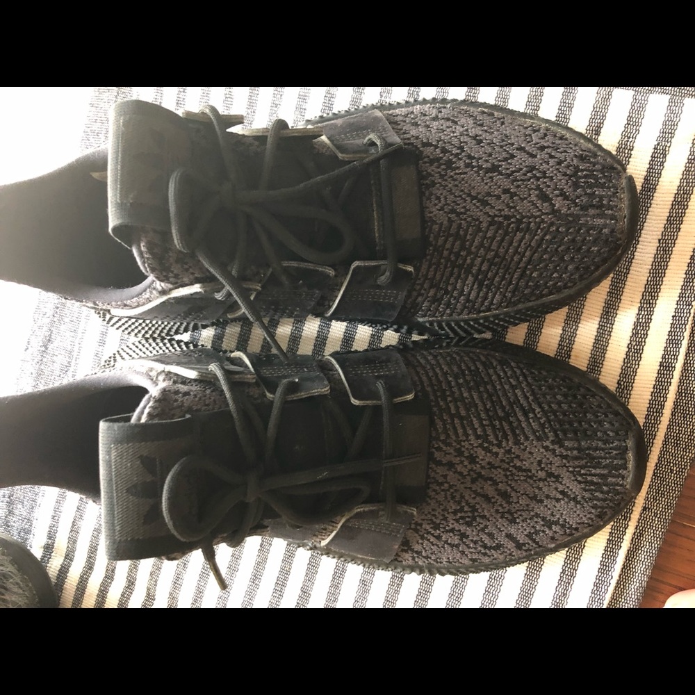 Men’s Adidas Tennis shoes